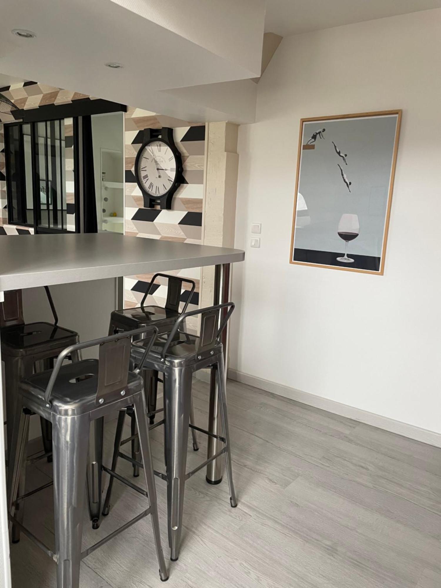 Magnifique Logement Au Pied Du Chateau Blois Exterior photo